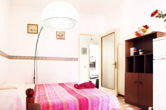 B&B Students Home Pavia Bagian luar foto