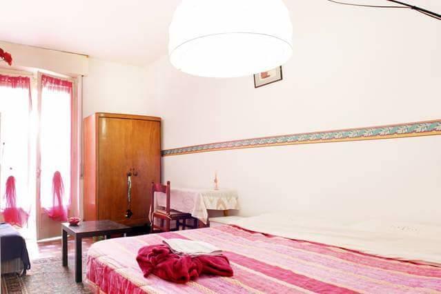 B&B Students Home Pavia Bagian luar foto