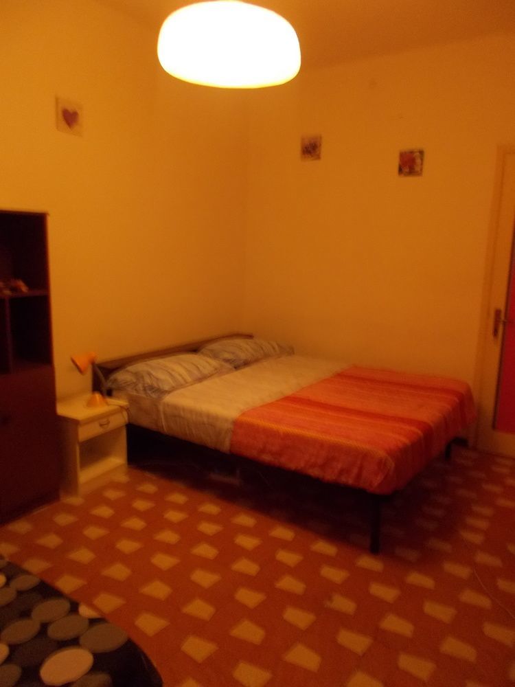 B&B Students Home Pavia Bagian luar foto